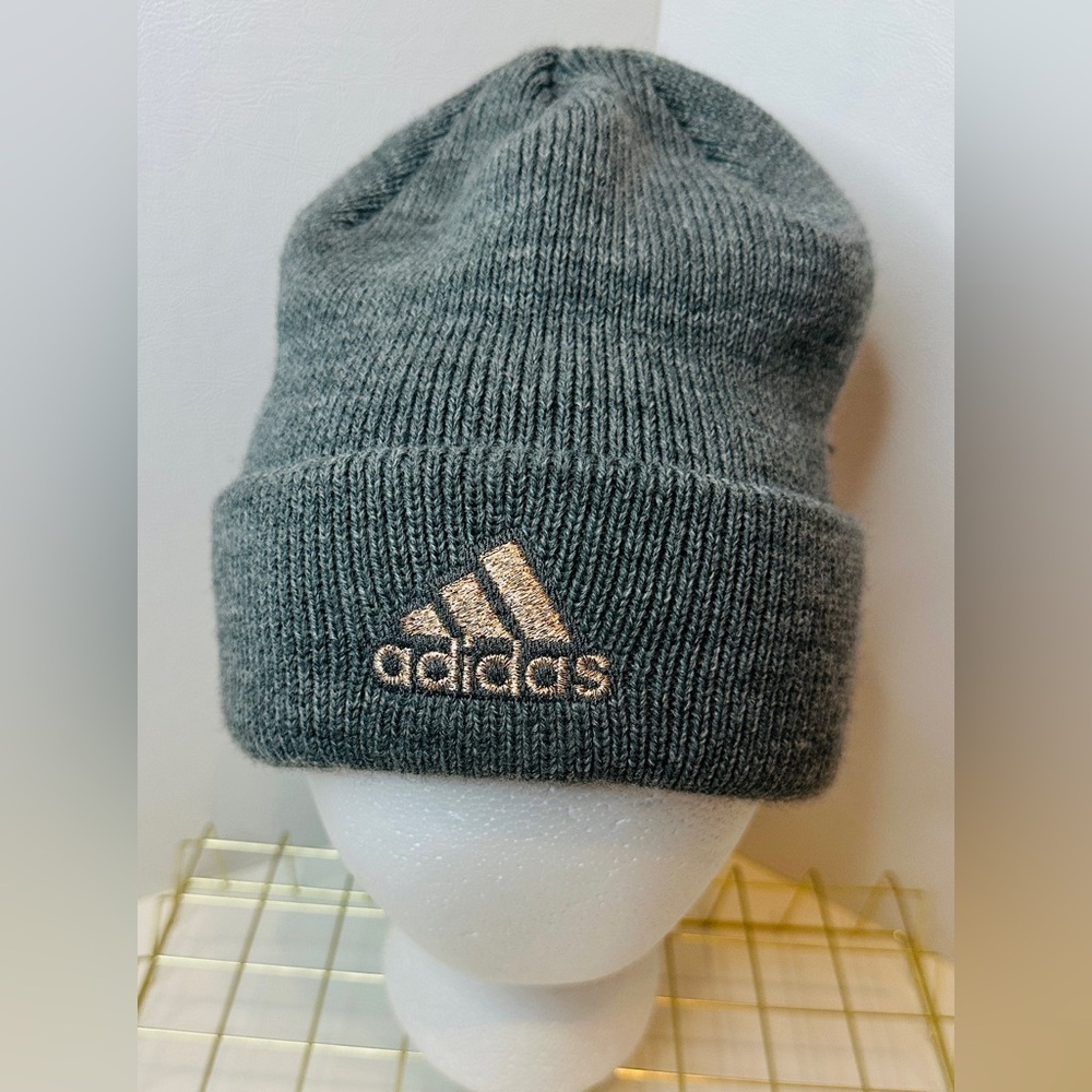 ADIDAS Gray & Rose Gold Embroidered Knit Climawarm Beanie Ski Skull Cap Hat